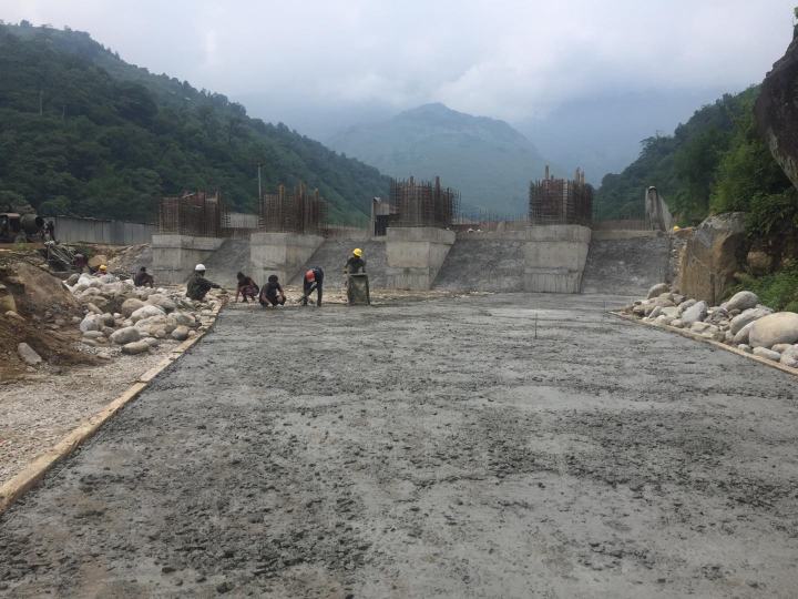 165 707710 65673748 623005314861017 3482736474351206400 N